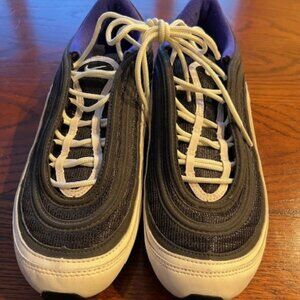 Men's Nike Air Max Shoes, size 11 Purple, black, white